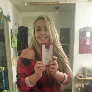 Meet your Posher, Marcia